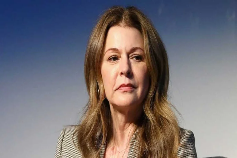 Jane Leeves 